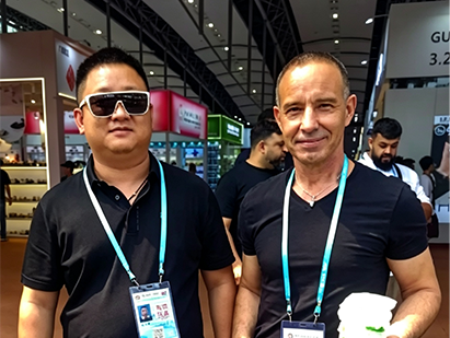 Hongtai partners at exhibition